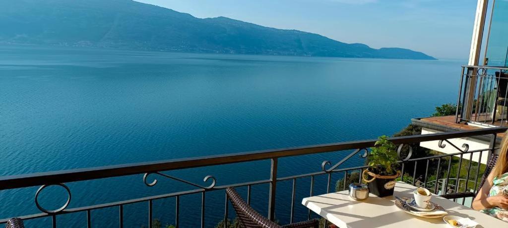 Hotel La Terrazzina การ์ญาโน ภายนอก รูปภาพ